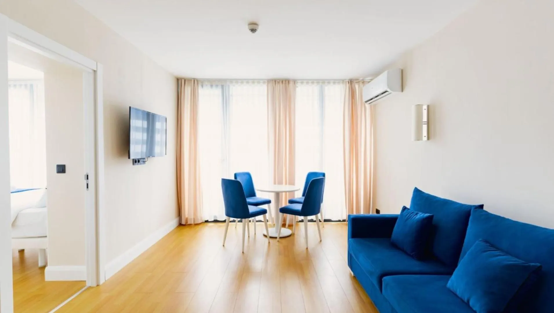 Comfy Sea View Aparthotel In Orbi City باتومي