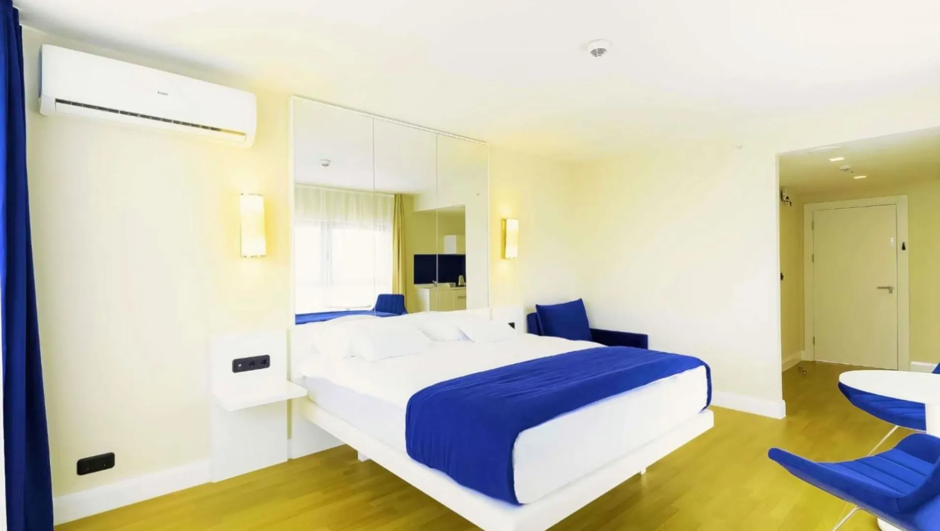 Comfy Sea View Aparthotel In Orbi City باتومي 5*,  جورجيا