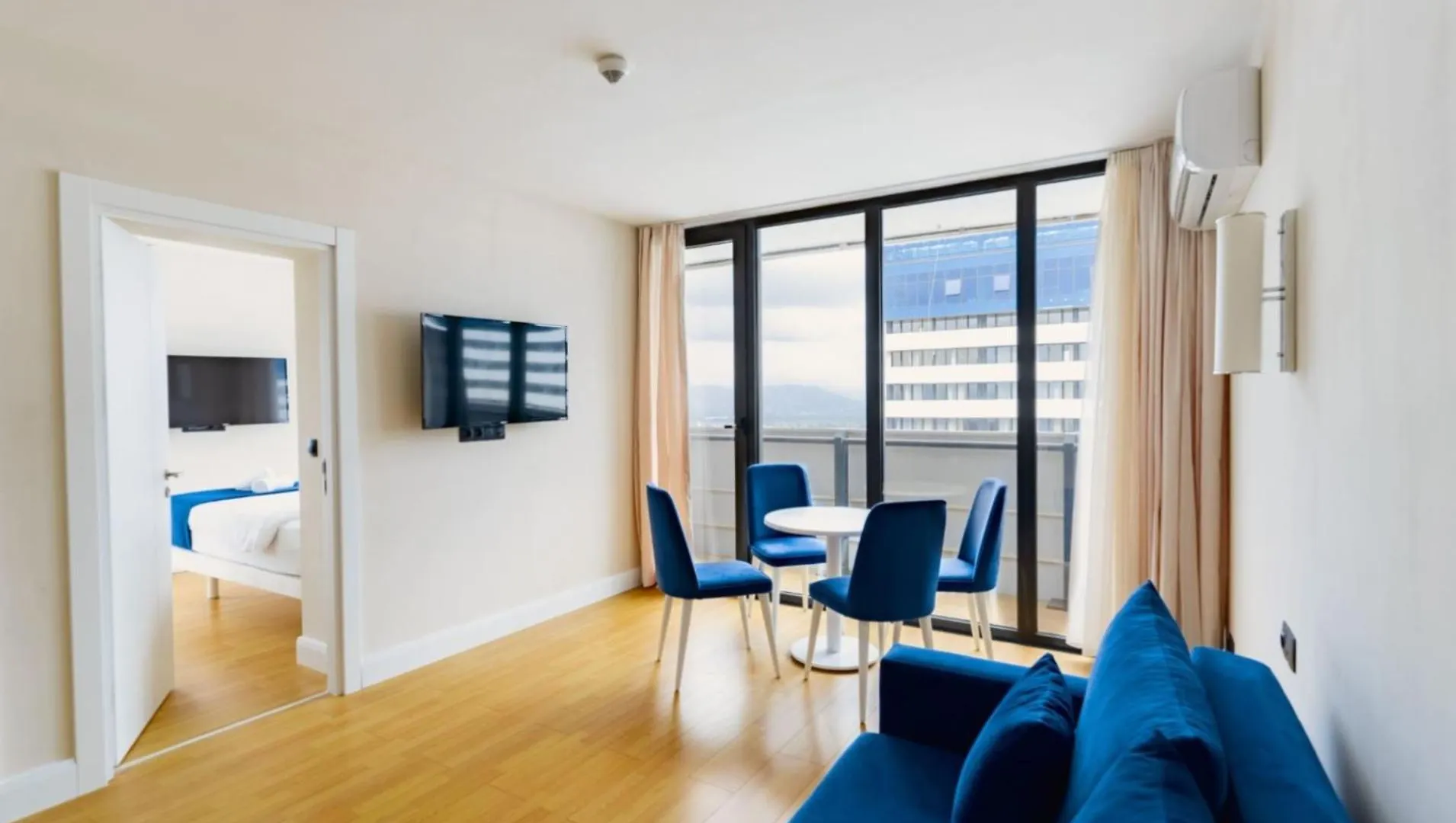Comfy Sea View Aparthotel In Orbi City باتومي
